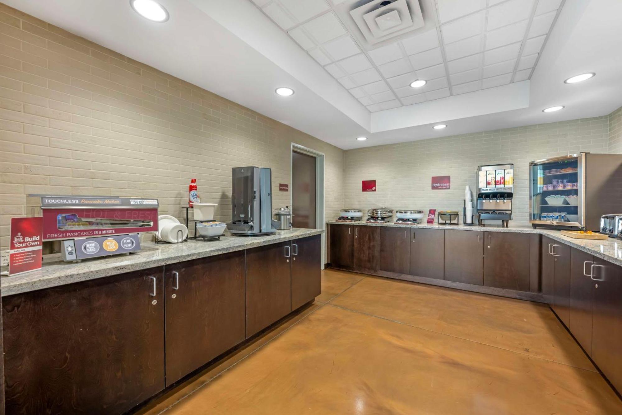 Best Western Plus Lakeview Hotel Madison Экстерьер фото