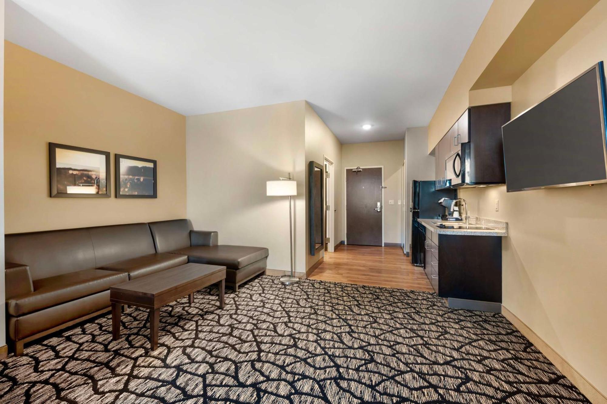 Best Western Plus Lakeview Hotel Madison Экстерьер фото